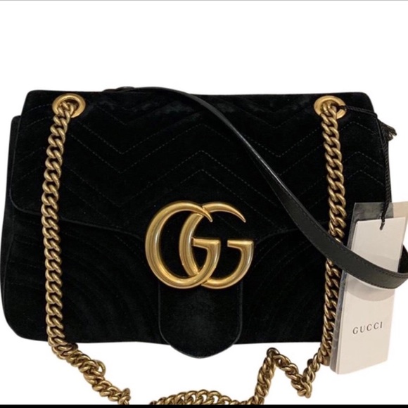 Gucci Handbags - Gucci Marmont medium velvet shoulder Handbag